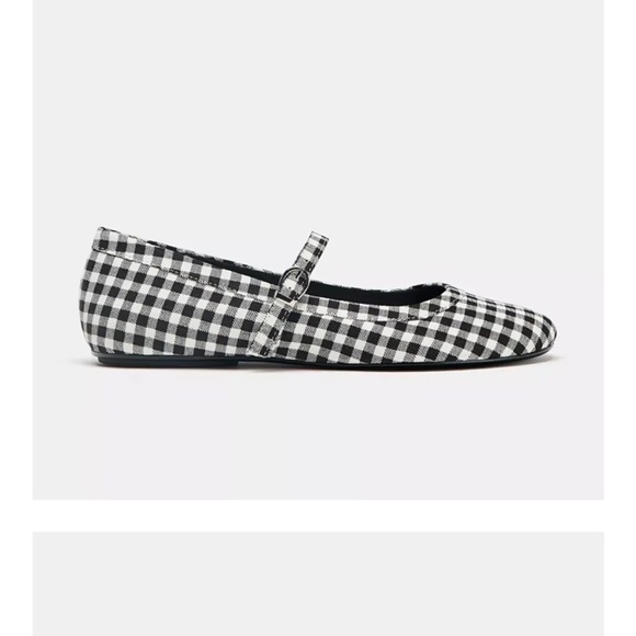 Zara Monochrome Checkered Flats - Picture 2 of 4
